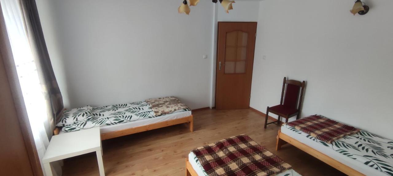 Pokoje Goscinne U Slawka Ustka Exteriör bild